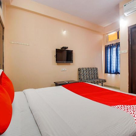 Hotel O R.J.International Pedda Ambarpet Buitenkant foto