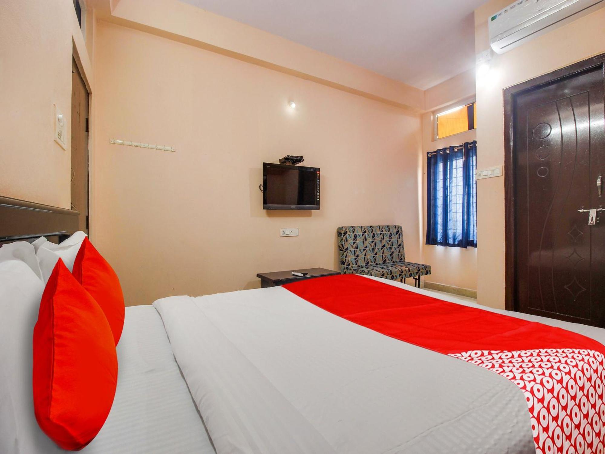 Hotel O R.J.International Pedda Ambarpet Buitenkant foto