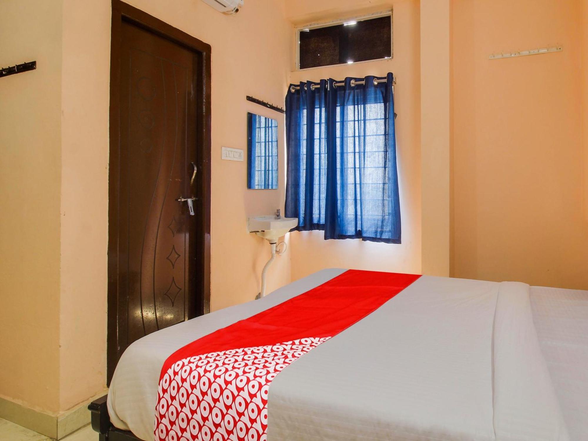 Hotel O R.J.International Pedda Ambarpet Buitenkant foto