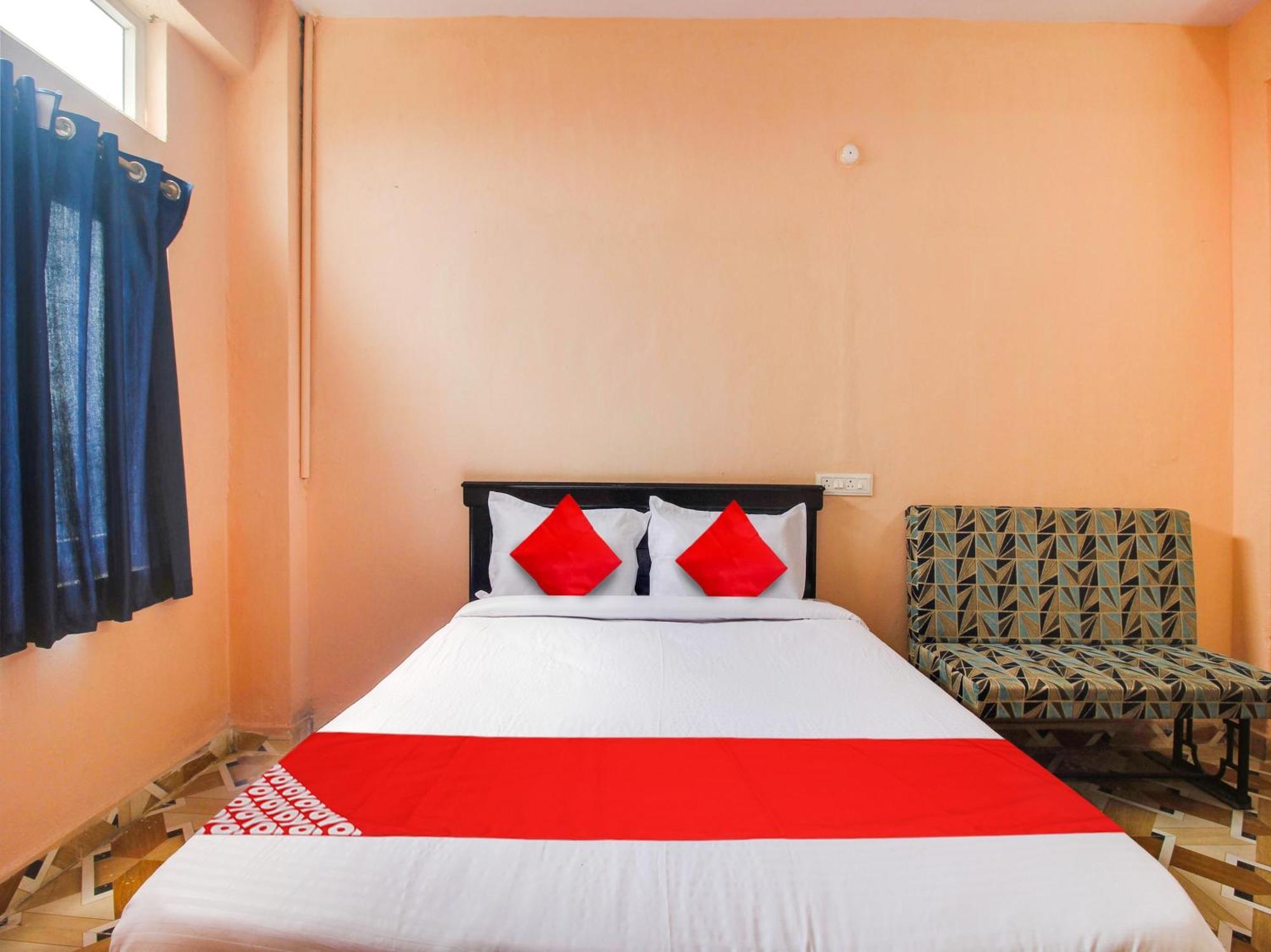 Hotel O R.J.International Pedda Ambarpet Buitenkant foto